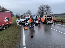 Die Einsatzstelle auf der B 27 zwischen Nehren und Ofterdingen