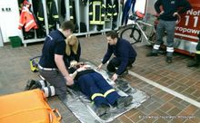Gemeinschaftliche Erstversorgung von Feuerwehr, THW und DRK.jpg