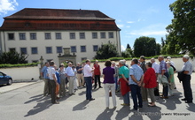 Die Alterswehr vor dem Schloss Geislingen.