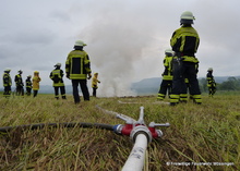Feuerwehrangehörige aus dem ganzen Landkreis nahmen an der Fortbildung teil.JPG