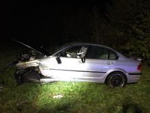 Der BMW wurde beim Aufprall besonders im Frontbereich stark beschädigt