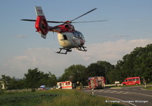 Der Rettungshubschrauber beim Landeanflug